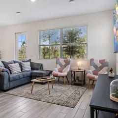 Resort Oasis! 3BR Townhome w Free Parking near WDW