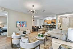 Fantastic balcony view 3BR near Epic Universe! - Image 3