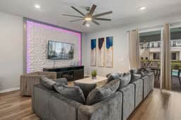 Sleeps 25•Game Room•Pool•Free Water Slides - Image 5