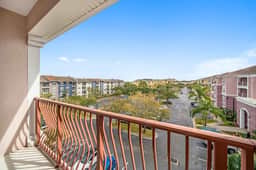 Spacious 3BR Condo Near Orlando's Top Attractions - Image 2