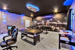 Private Pool Home 8BR w Game, Theme Rooms near WDW - Image 2