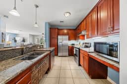 Balcony Lake View 3BR Condo near Epic Universe! - Image 3