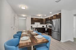 Resort Condo 3BR w Balcony, Free Parking near OCCC - Image 3