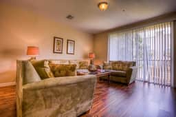 Stylish 3-Bedroom Retreat near Theme Parks Orlando - Image 4
