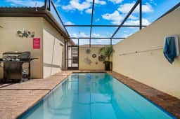 Stunning 5BR Townhouse w Pool & Theme Room - Image 2