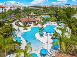 Waterpark Access 3BR Condo w Free Parking near WDW - Image 2