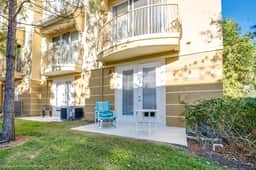 Spacious 3-BR Townhouse Near Theme Parks Orlando - Image 4