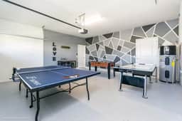 Disney near: 9BR Oasis w Pool & Game Room - Image 3