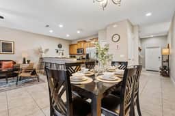 4BR Townhome•Pvt pool•Near theme parks - Image 3