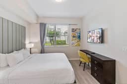 3BR Condo w/ Resort Access near OCC, Theme Parks - Image 3