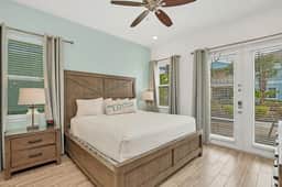 Disney near! 3BR Cottage w Patio & Free Parking - Image 5