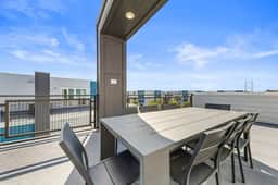 Sleeps 10•Private balcony dining•Near Disney - Image 5