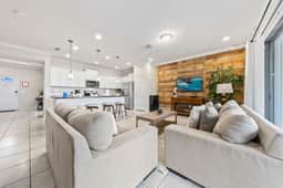 Theme Rooms! 5BR Townhouse w Pool in Kissimmee - Image 5