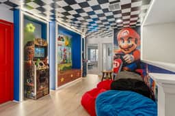Sleeps 14 *Private Pool *Arcade Games *BBQ Grill - Image 2