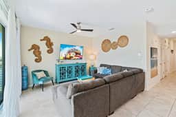 Fun 2BR Retreat! Theme Room, Lake View near Disney - Image 5