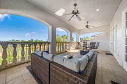 Sleeps 14 • Pvt pool & spa • Pool table - Image 5