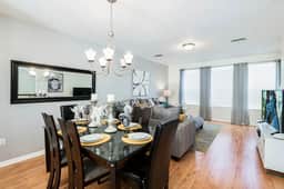 3BR Townhouse near Cay Lake & Epic Universe - Image 2