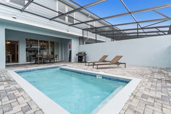 5BR Townhouse w/ Private Pool & Mickey-themed Room - Image 1