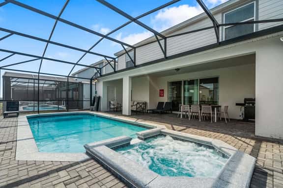 Sleeps 25•Game Room•Pool•Free Water Slides - Image 1