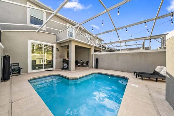 Sleeps 10 *Private Pool *FREE Waterpark Access! - Image 1