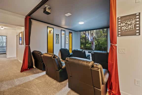 Pool Spa! 6BR Home w Theater, Game & Themed Rooms - Image 1