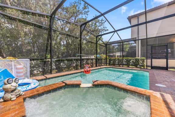 Spacious 5BR Home with Private Pool in Kissimmee - Image 1