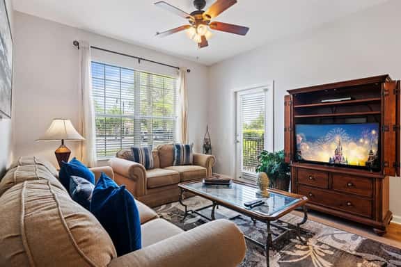 Resort Condo: 3BR w Theme room & Parking near WDW - Image 1
