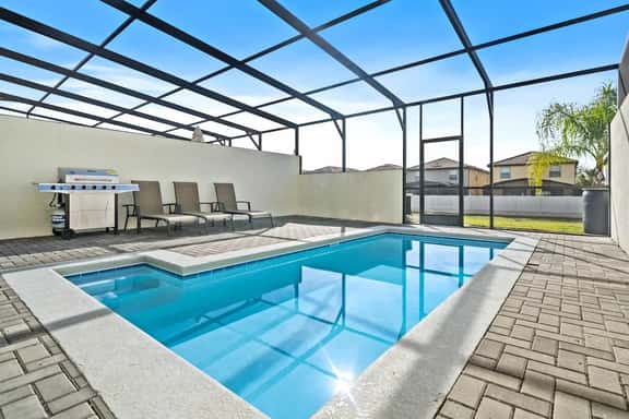 Pool Townhome 5BR w Theme Rooms, Patio near Disney - Image 1