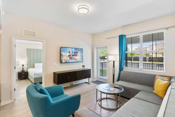 Resort Condo: 3BR w Balcony & Parking near Disney! - Image 1