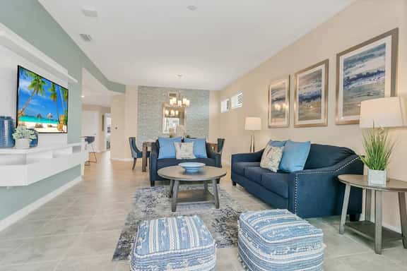 3BR Condo w/Balcony & Waterpark Access near Disney - Image 1