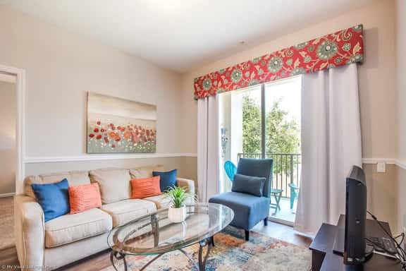Prime Location 3BR Condo near Epic Universe! - Image 1