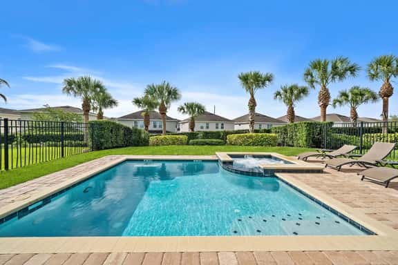 6BR Pool Home near Theme Parks & Disney - Image 1
