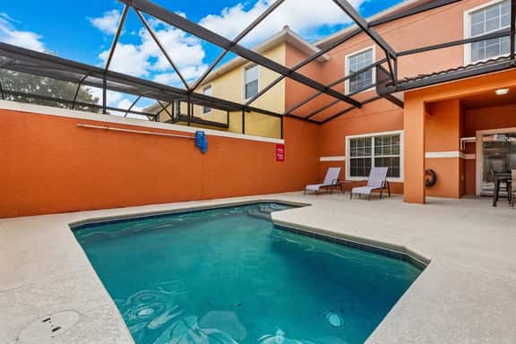 4BR Townhome•Pvt pool•Near theme parks - Image 1