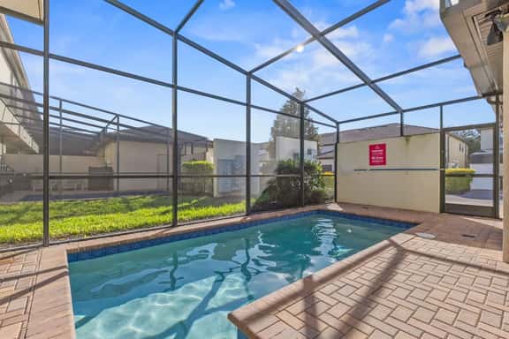 Lake Access: 5BR Pool Townhouse near WDW - Image 1