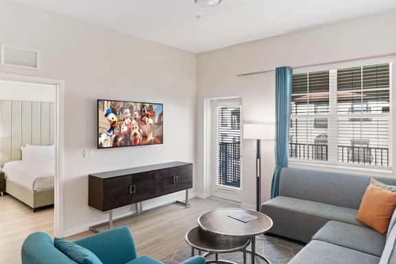 Disney near Location 3BR Condo w/ Balcony - Image 1
