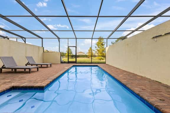 Theme Rooms! 5BR Townhouse w Pool in Kissimmee - Image 1