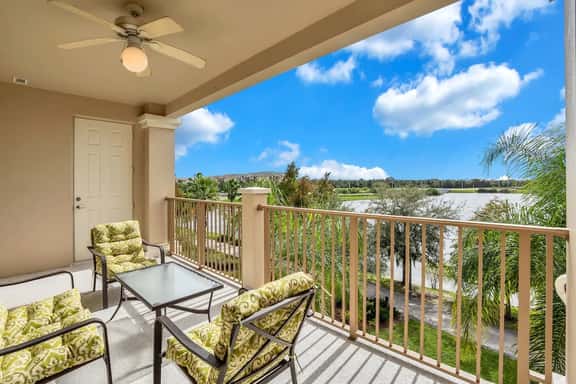 Lakeview 3BR Condo w/Balcony, Pool & Resort Access - Image 1