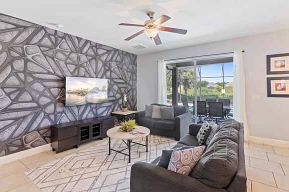 Davenport Bliss: 6BR Pool Home w Game Room - Image 1