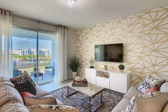 Chic 2BR Condo w Mickey Theme Room near WDW - Image 1