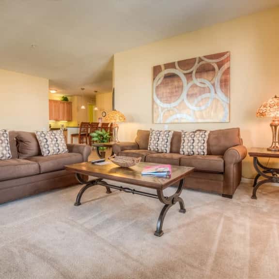 Spacious 3BR Condo near Convention & Theme Parks - Image 1