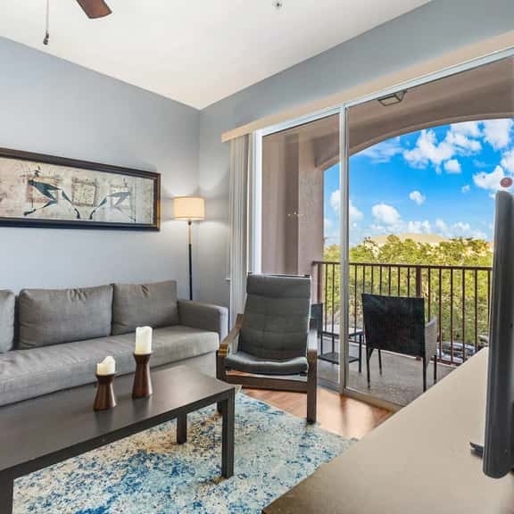Amazing Pet-Friendly 3BR condo near Epic Universe! - Image 1