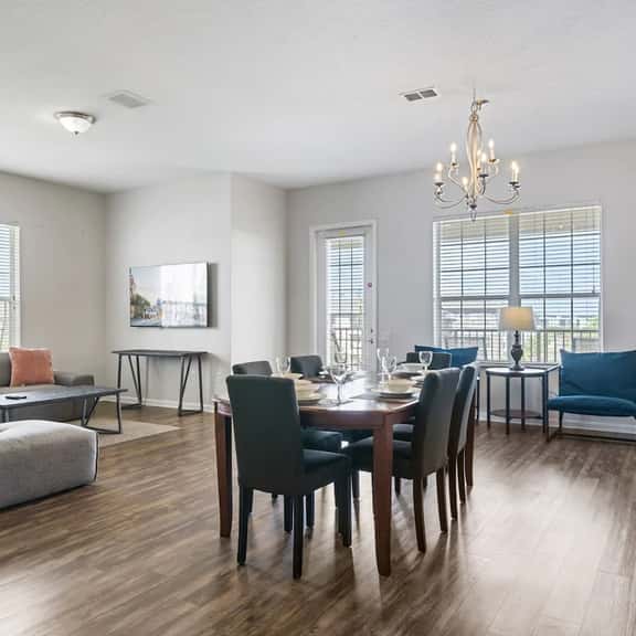 Premium 3BR Condo Resort Perks near Epic Universe! - Image 1