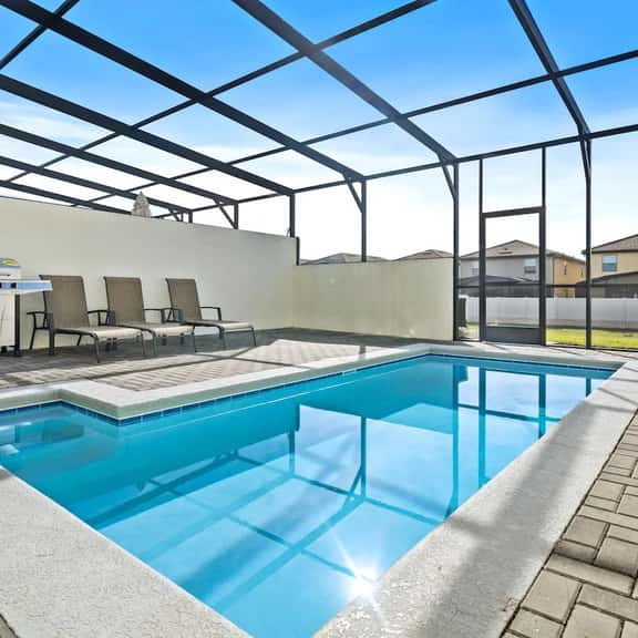 Pool Townhome 5BR w Theme Rooms, Patio near Disney - Image 1