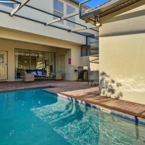 5BR Townhome w/ Private Pool·BBQ·Near Disney - Image 1