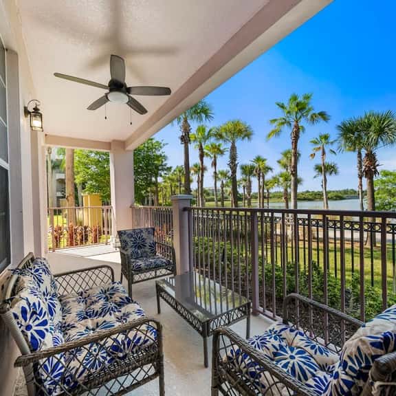 Balcony Lake View 3BR Condo near Epic Universe! - Image 1