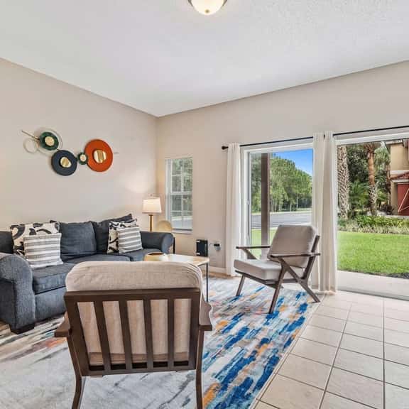 Amazing 3BR Home w Balcony very close to Disney! - Image 1
