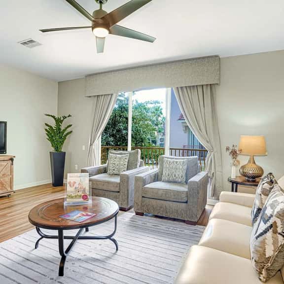 Spacious 3-BR Townhouse Near Theme Parks Orlando - Image 1