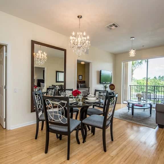 Disney near: 3BR Condo w Balcony & Parking - Image 1