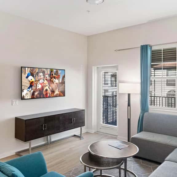 Disney near Location 3BR Condo w/ Balcony - Image 1