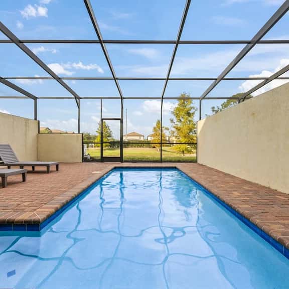 Theme Rooms! 5BR Townhouse w Pool in Kissimmee - Image 1